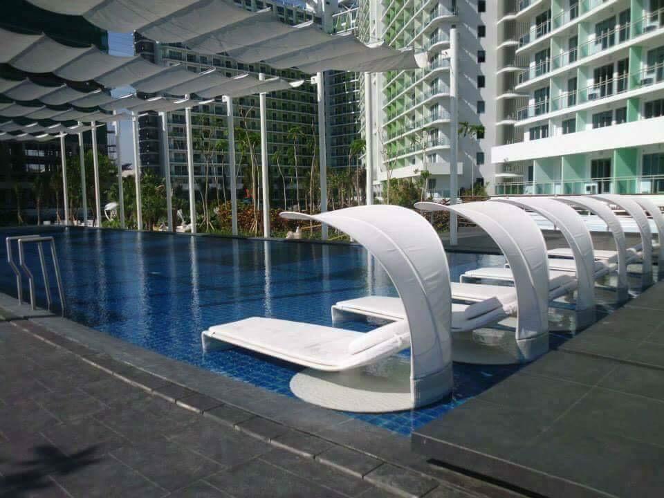 Azure Urban Resort By 4J'S Manila Esterno foto